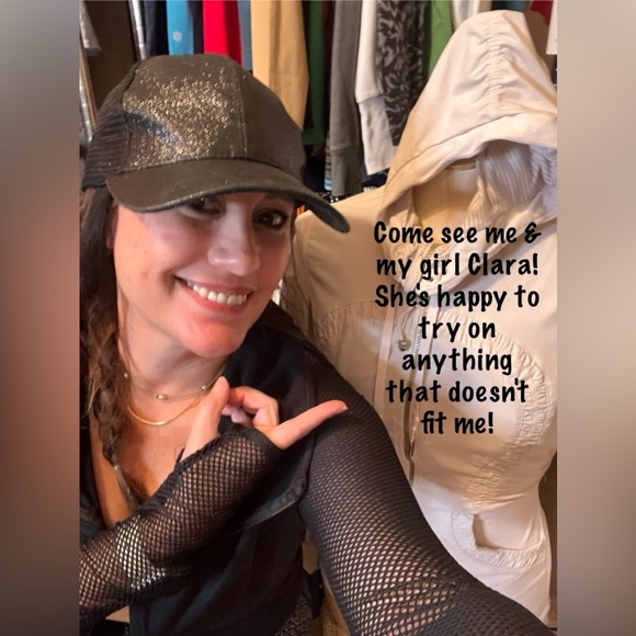 🎥 LIVE SHOW ALERT! 🎥 - Picture 5 of 16